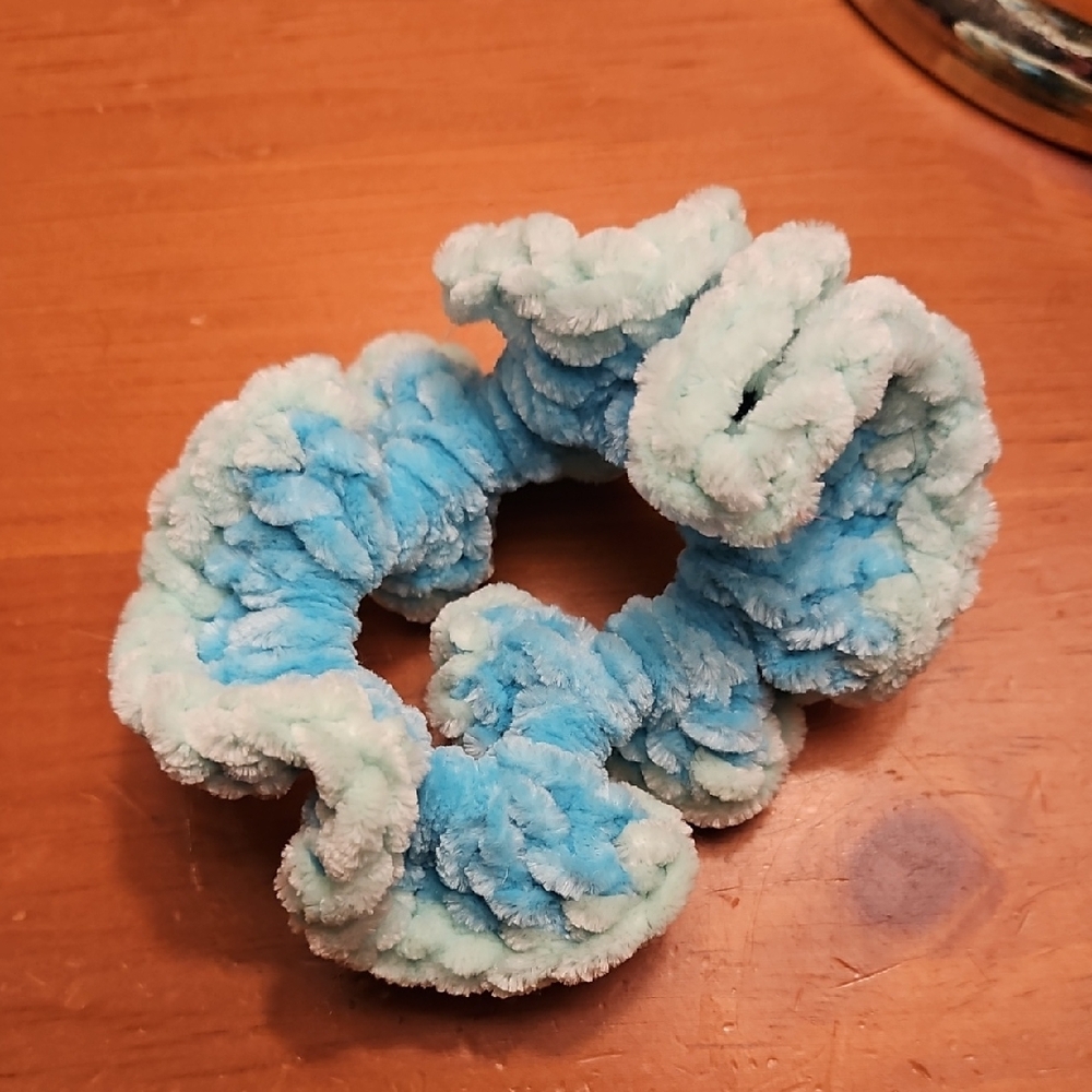 🌟3/$12🌟Handcrafted Plush Blue-Green Velvet Scrunchie